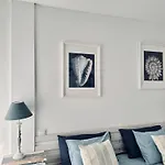 Casa La Marina Daire *